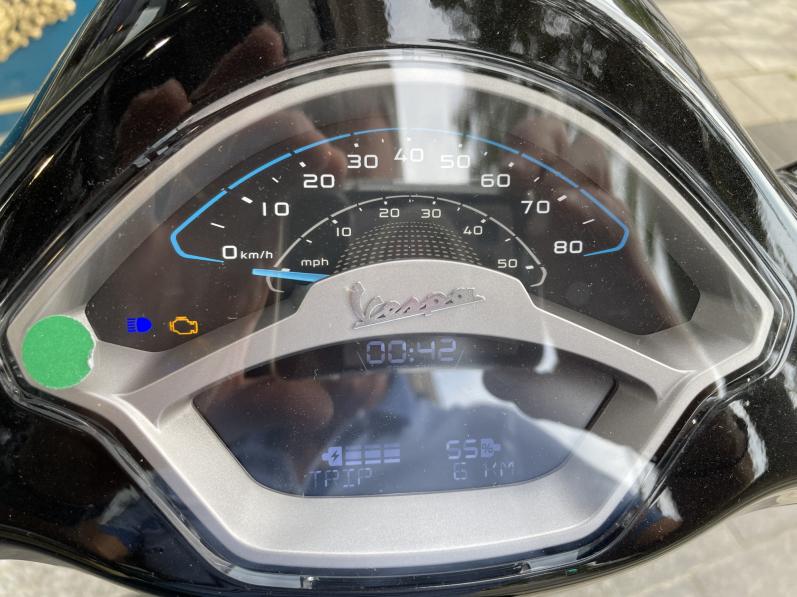 VESPA PRIMAVERA 50